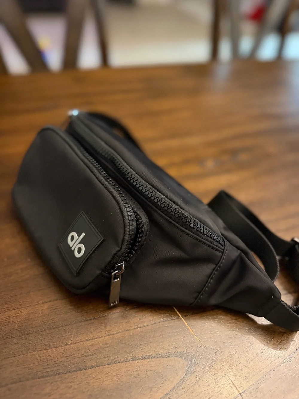 Alo Black Waist Pack like new